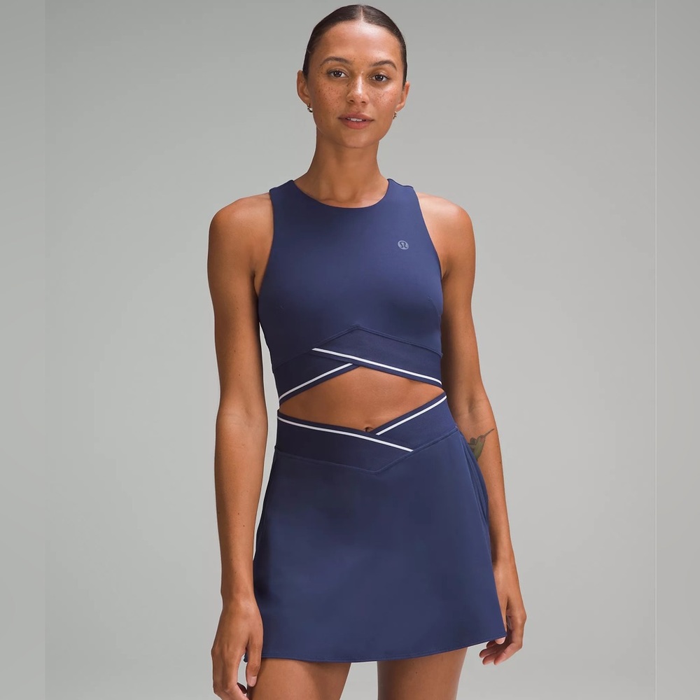 New With Tags - Lululemon - V-Waist Cropped Tennis Tank Top - Night Sea - Size 4